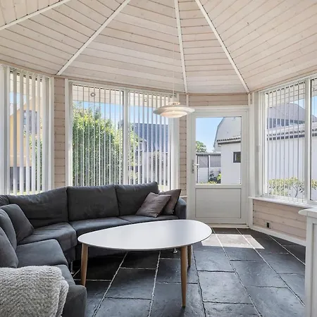 Villa Newly Renovated House Close To The Ferry, Downtown, And The