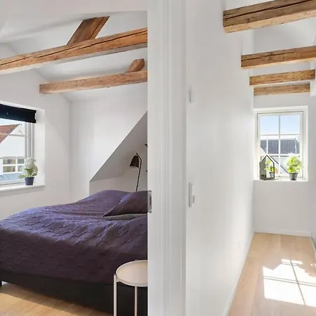 Villa Newly Renovated House Close To The Ferry, Downtown, And The