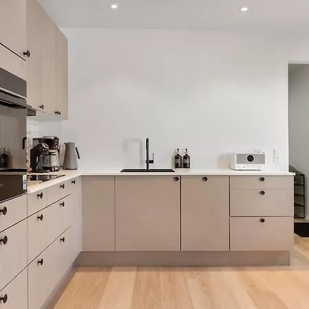 Villa Newly Renovated House Close To The Ferry, Downtown, And The *