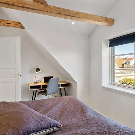 Villa Newly Renovated House Close To The Ferry, Downtown, And The