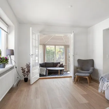 Villa Newly Renovated House Close To The Ferry, Downtown, And The